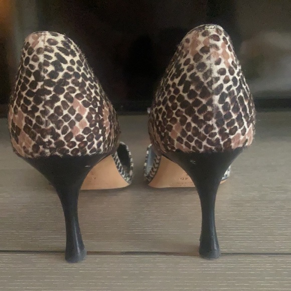 Used Like New - Cowhide Manolo Blahnik - Picture 5 of 6